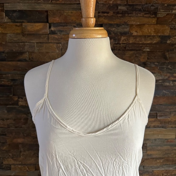 DX Collection Eyelet V Neck Pullover Dress Made in Italy White Latte NWT Size SM - Picture 8 of 10